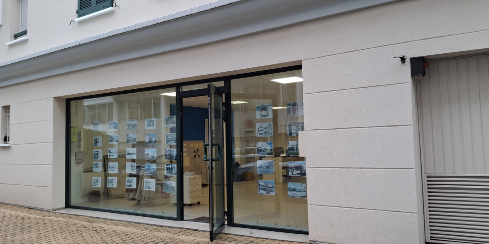 local commercial à BAYONNE (64100)